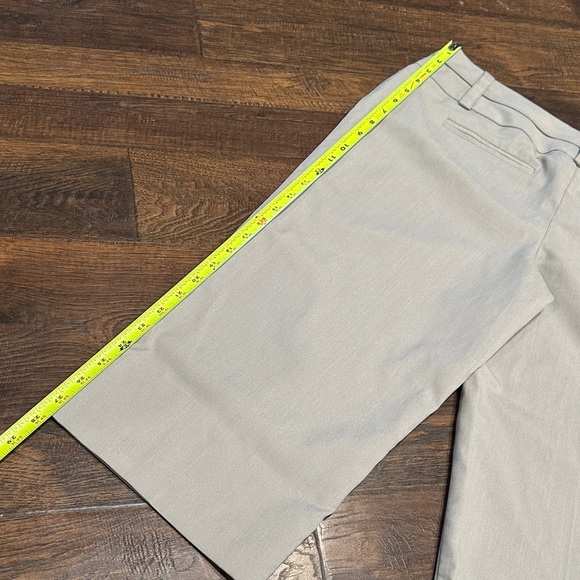 Stooshy Beige Capri Shorts Size 11 - Picture 4 of 10